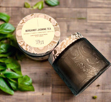 Load image into Gallery viewer, Bergamot Jasmiine Tea Candle