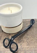 Load image into Gallery viewer, Garden Mint Candle