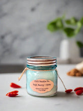 Load image into Gallery viewer, Goji Berry + Hemp Candle